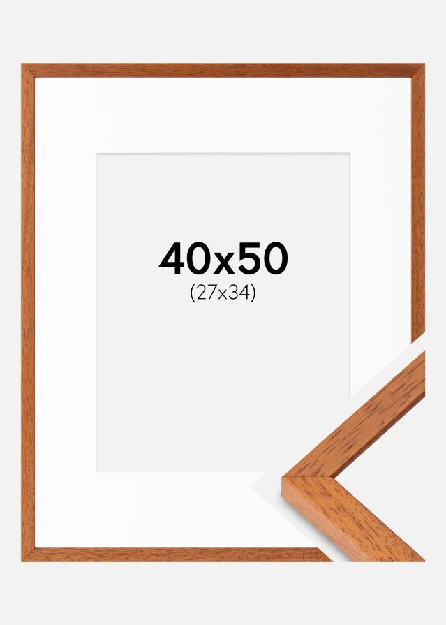 Rāmis Ares Ķirsis 40x50 cm - Paspartu Balts 28x35 cm