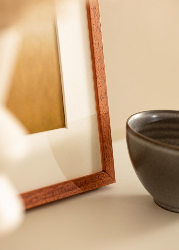 Rāmis Ares Ķirsis 50x70 cm - Paspartu balts 16x23 Inches