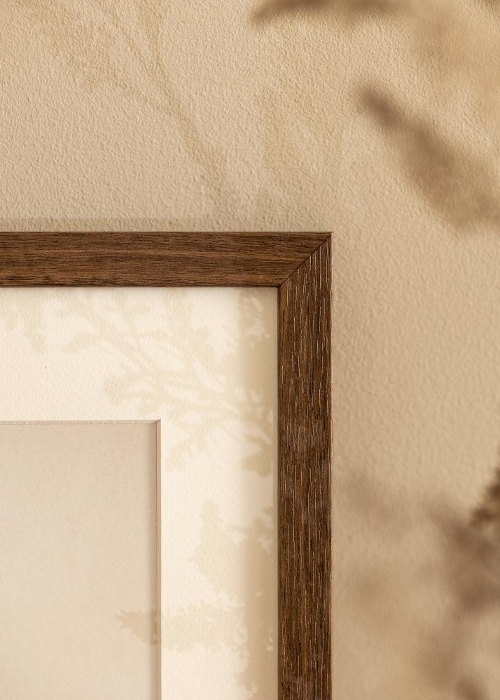 Rāmis Hermes Valrieksts 70x90 cm - Paspartu Balts 55x70 cm