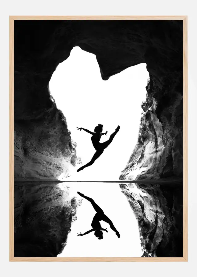 A beating heart Plakāts