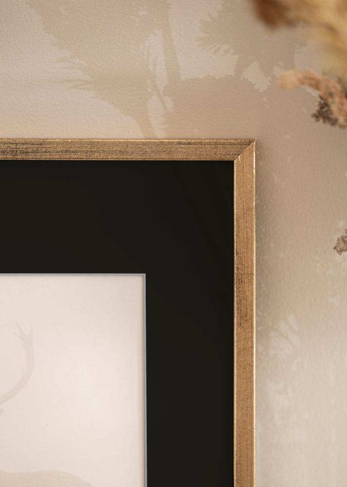 Rāmis Galant Zelta 30x40 cm - Paspartū Melns 18x27 cm
