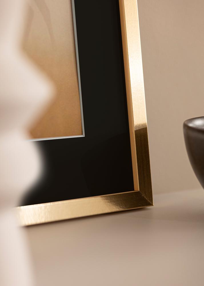 Rāmis Trendy Zelta 45x60 cm - Paspartū Melns 35x50 cm