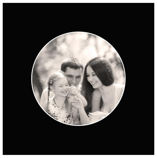 Paspartū Apaļš Melns 12x12 cm (8x8 cm)