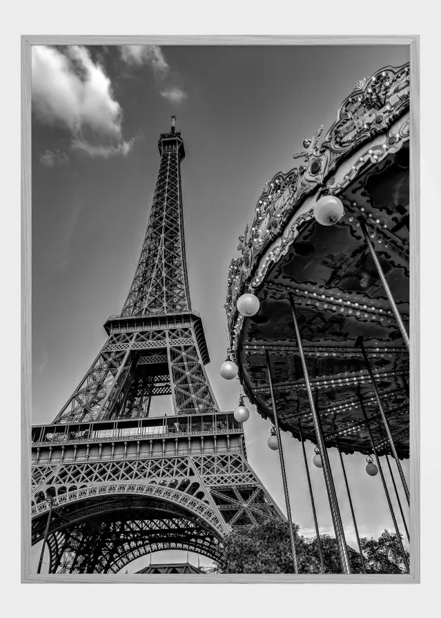 Merry-Go-Round at the Eiffel Tower Plakāts