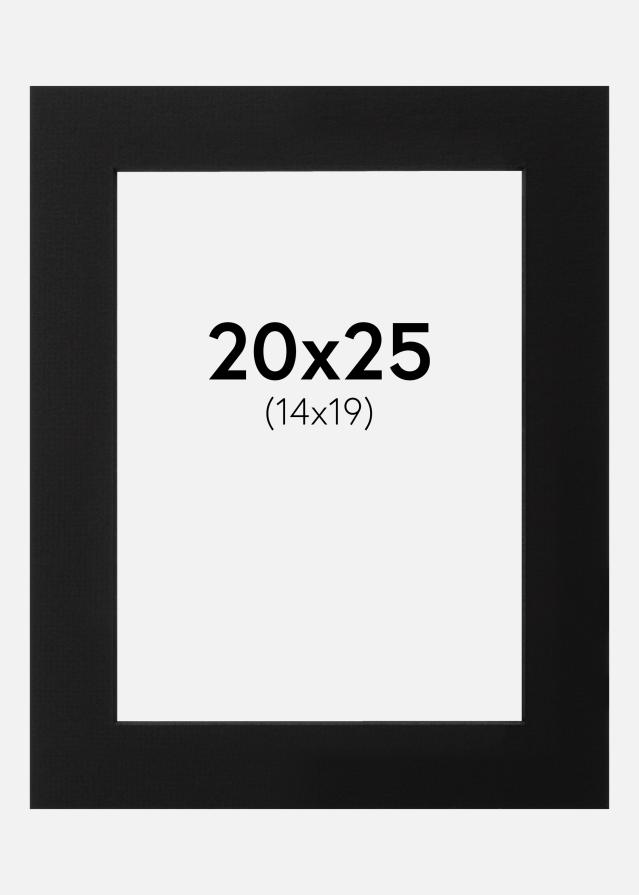 Paspartū Melns Melna krāsota maliņa 20x25 cm (14x19)