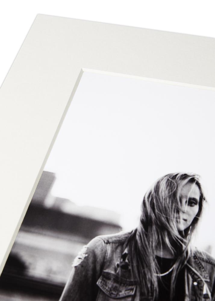 Paspartū Balts Izaicinošs 50x50 cm (39x39)