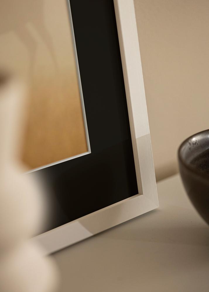 Rāmis Selection Balts 70x70 cm - Paspartū Melns 60x60 cm