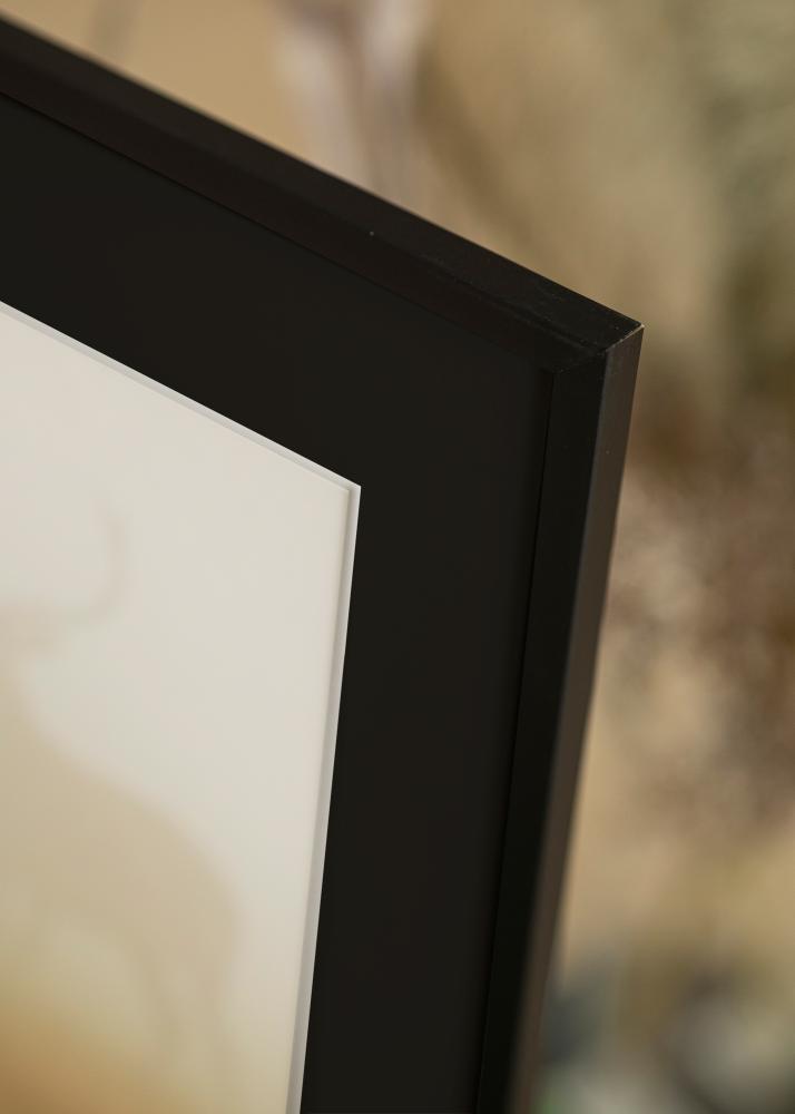 Rāmis Edsbyn Melns 30x40 cm - Paspartū Melns 8x12 inches (20,32x30,48 cm)