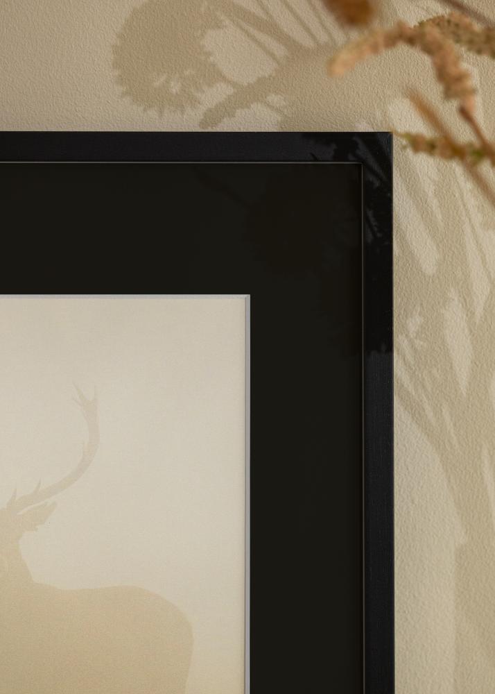Rāmis Edsbyn Melns 30x40 cm - Paspartū Melns 8x12 inches (20,32x30,48 cm)