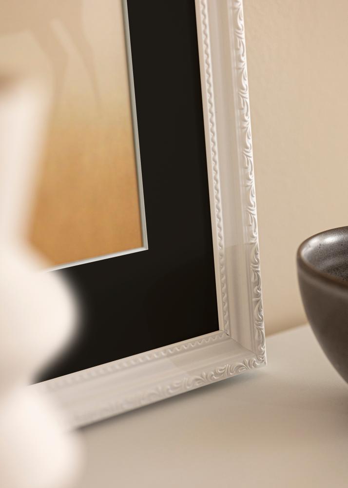 Rāmis Abisko Balts 40x50 cm - Paspartū Melns 27x35 cm